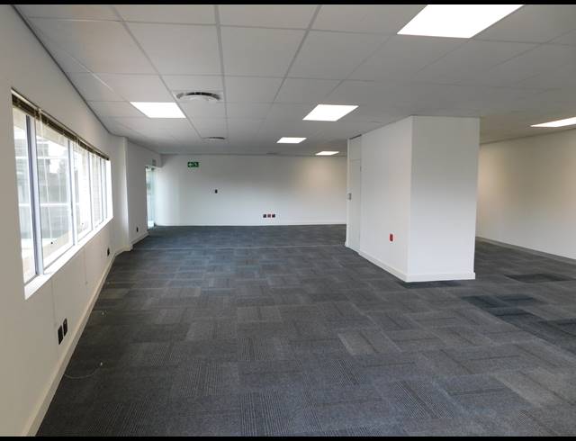 314M² OFFICE TO LET IN ILLOVO